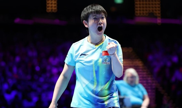 乐鱼-孙颖莎4-3险胜汉娜·高达 晋级世界杯女单四强