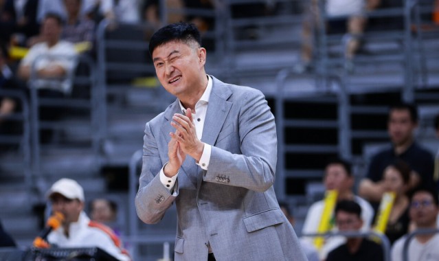 乐鱼登录入口-拿过11冠被淘汰也不遗憾！粤媒喷杜锋：这么说你问过老板队员吗